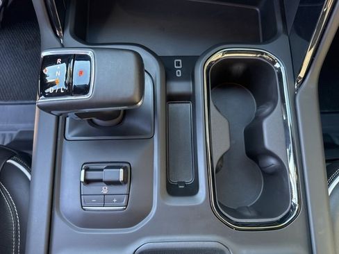 Used 2024 GMC Sierra 1500 AT4X image 27