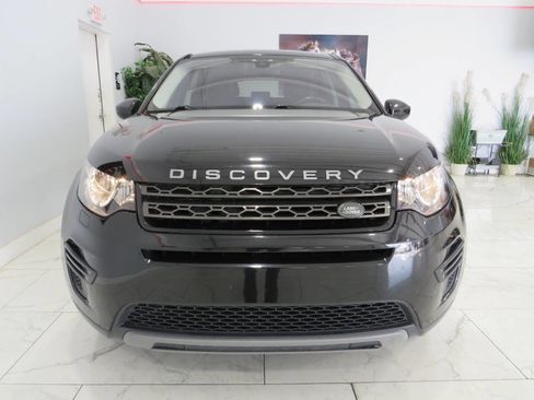 Used 2018 Land Rover Discovery Sport SE image 8