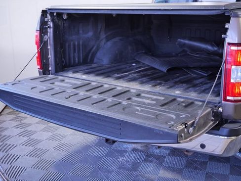Used 2018 Ford F150 XLT w/ Equipment Group 302A Luxury AWD/4WD image 13