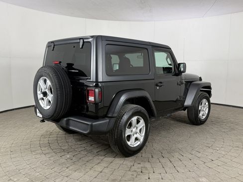 Used 2021 Jeep Wrangler Sport image 9