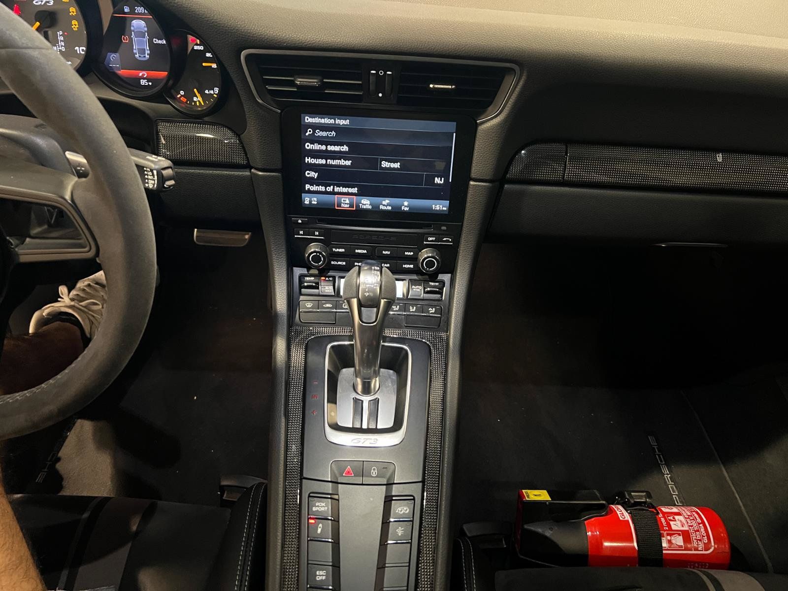 Used 2018 Porsche 911 GT3 RWD image 17