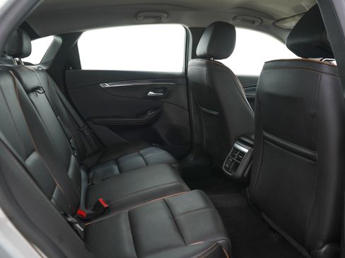 Used 2018 Chevrolet Impala Premier FWD image 12