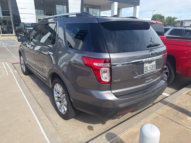 Used 2014 Ford Explorer XLT w/ Equipment Group 202A FWD image 3