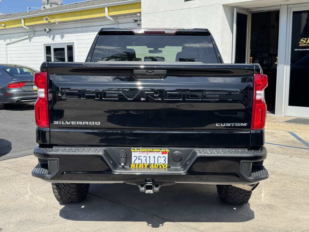 Used 2021 Chevrolet Silverado 1500 Custom Trail Boss AWD/4WD image 9