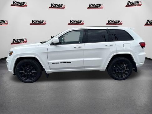 Used 2021 Jeep Grand Cherokee Laredo X AWD/4WD image 8