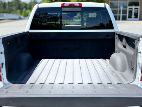 Used 2018 Chevrolet Silverado 1500 LTZ Z71 w/ LTZ Plus Package AWD/4WD image 46