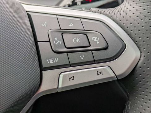 New 2026 Volkswagen Tiguan SE R-Line FWD image 27