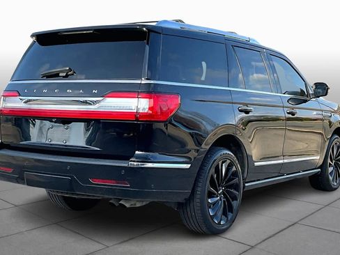 Used 2021 Lincoln Navigator Reserve image 12