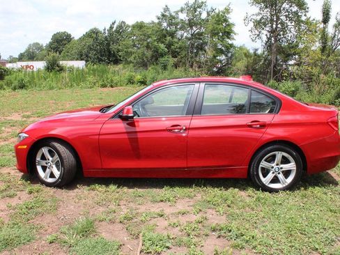 Used 2013 BMW 328i xDrive Sedan AWD/4WD image 12