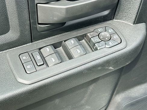 New 2026 RAM 2500 Tradesman AWD/4WD image 24