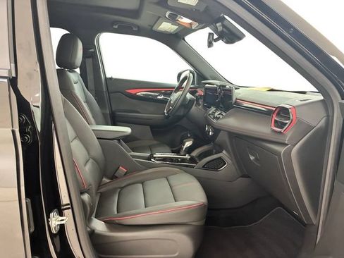Certified 2026 Chevrolet TrailBlazer RS w/ Convenience Package AWD/4WD image 14