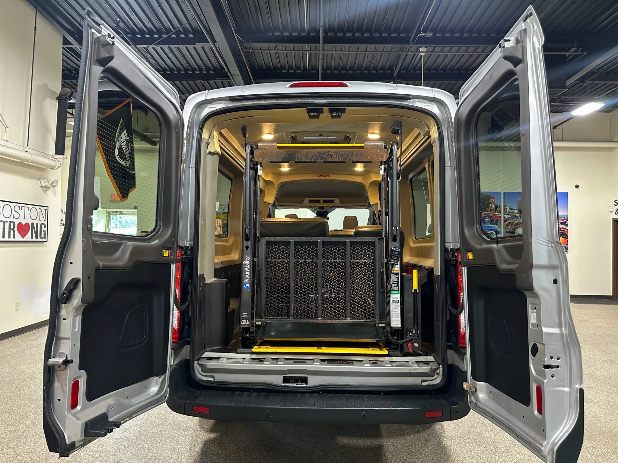 Used 2015 Ford Transit 250 148 Medium Roof RWD image 24