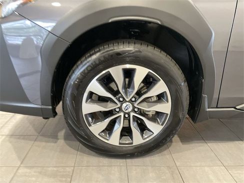 Used 2025 Subaru Outback Limited image 9