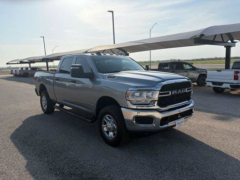Used 2023 RAM 2500 Tradesman AWD/4WD image 3