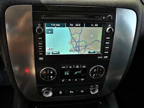 Used 2007 GMC Sierra 3500 SLT w/ Entertainment Package RWD image 25