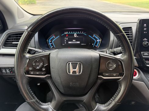 Used 2018 Honda Odyssey EX-L image 16