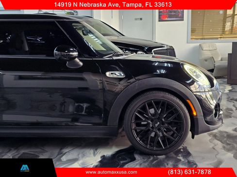 Used 2017 MINI Cooper S FWD image 5