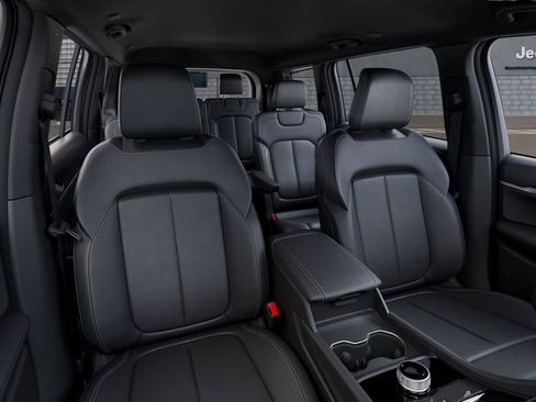 New 2026 Jeep Grand Cherokee L Limited RWD image 16