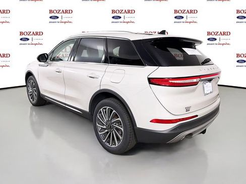 Certified 2023 Lincoln Corsair Reserve FWD image 6