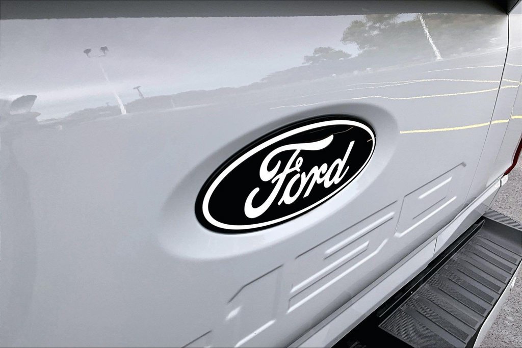 Used 2024 Ford F150 Platinum w/ Equipment Group 702A High AWD/4WD image 31