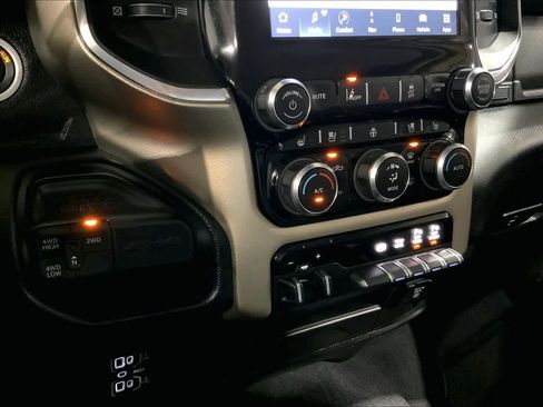 Used 2024 RAM 2500 Laramie w/ Safety Group image 34