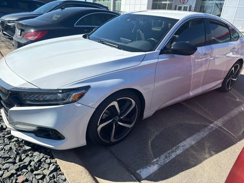Used 2022 Honda Accord Sport image 6