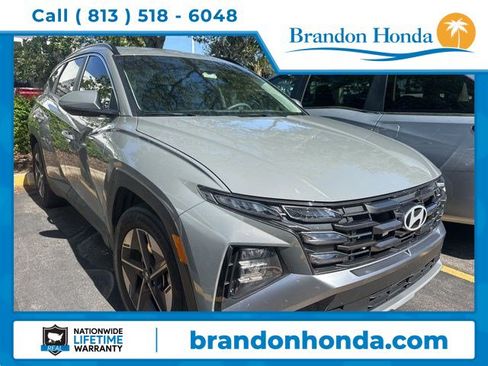 Used 2025 Hyundai Tucson SEL FWD image 1