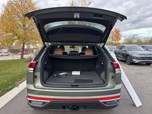 New 2026 Volkswagen Atlas Cross Sport SEL image 6