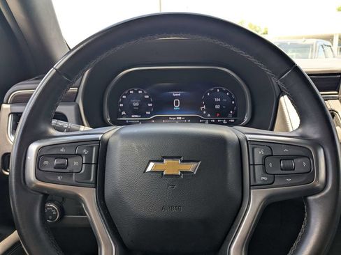 Used 2023 Chevrolet Suburban LT RWD image 23