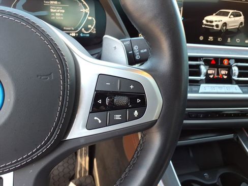 Used 2023 BMW X5 xDrive45e w/ M Sport Package image 17