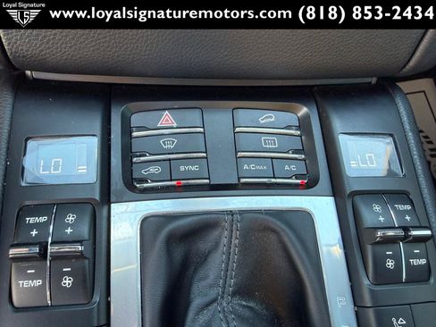 Used 2017 Porsche Macan AWD/4WD image 30