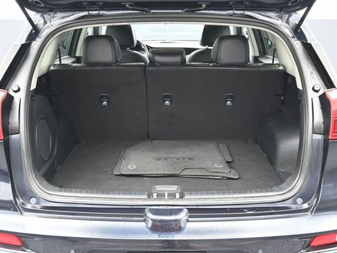 Used 2020 Kia Niro EX Premium image 16