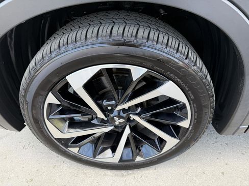 Used 2025 Mitsubishi Outlander SEL AWD/4WD image 56