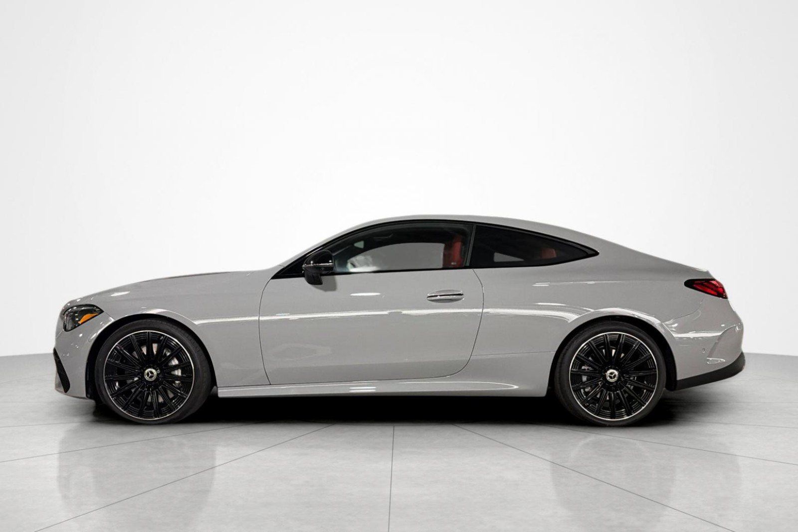 New 2027 Mercedes-Benz CLE 450 4MATIC Coupe image 2