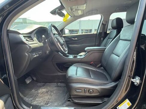 Certified 2023 GMC Acadia SLT w/ Elevation Edition AWD/4WD image 15