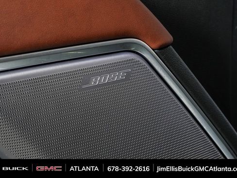 Used 2024 GMC Sierra 2500 Denali Ultimate image 8