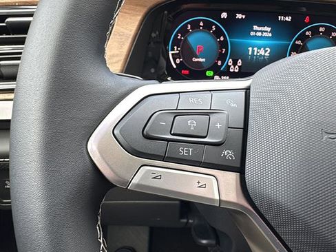 New 2026 Volkswagen Atlas SE FWD image 19