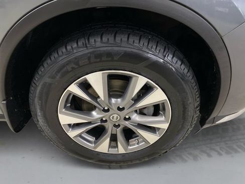Used 2017 Nissan Murano S w/ Navigation Package AWD/4WD image 16