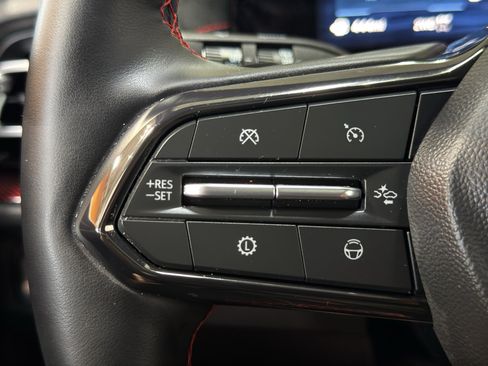 Used 2026 Chevrolet Traverse RS w/ LPO, Floor Liner Package AWD/4WD image 24
