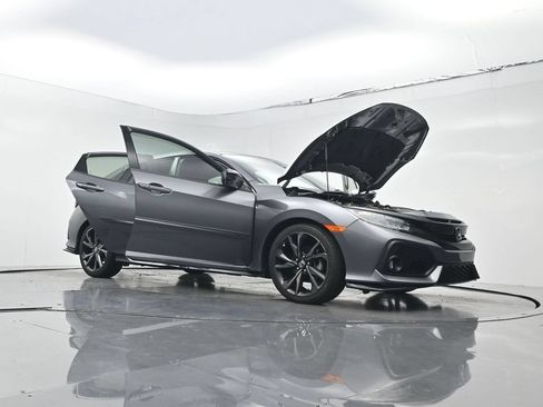 Used 2018 Honda Civic Sport Touring image 28
