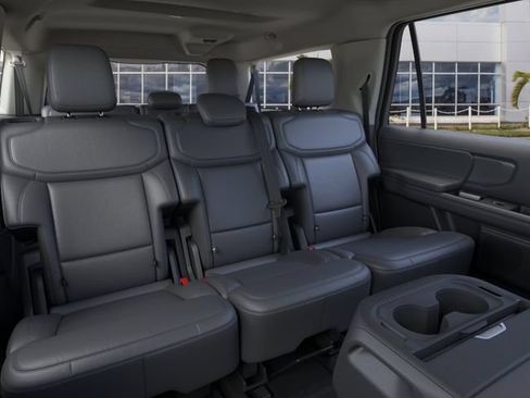 New 2026 Ford Expedition Max Active RWD image 31