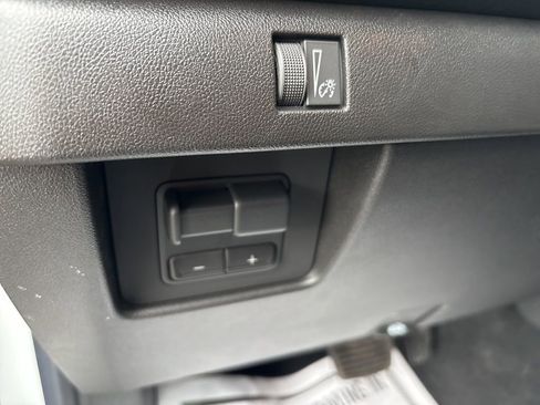 Used 2026 Chevrolet Colorado Trail Boss image 15