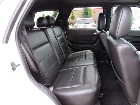 Used 2009 Ford Escape Limited AWD/4WD image 37