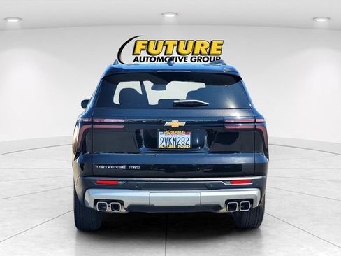 Used 2026 Chevrolet Traverse LT w/ Sun and Wheel Package AWD/4WD image 5