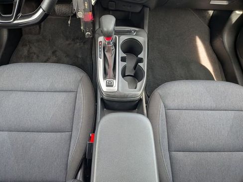 Certified 2024 Chevrolet Trax RS image 30