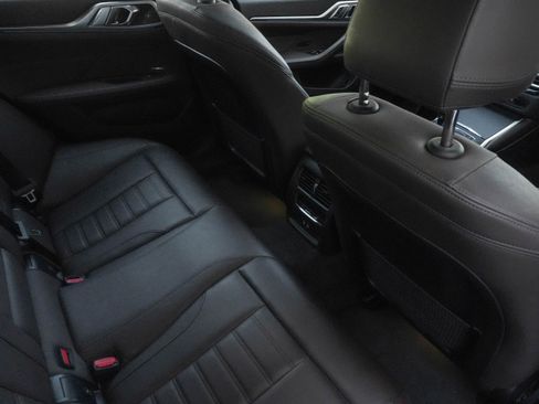Used 2023 BMW i4 eDrive40 RWD image 36