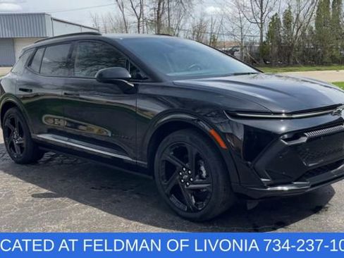 Used 2024 Chevrolet Equinox EV RS image 2