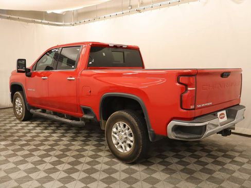Used 2024 Chevrolet Silverado 3500 LTZ w/ LTZ Convenience Package AWD/4WD image 3