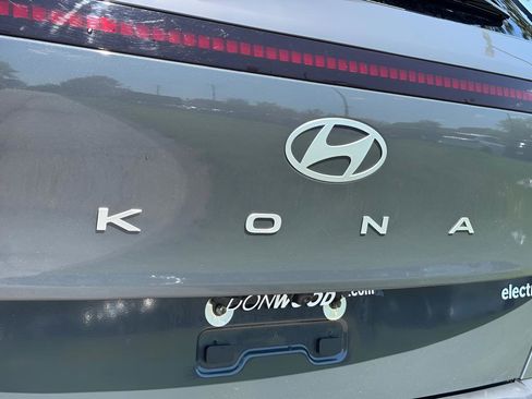 Certified 2024 Hyundai Kona SEL FWD image 9