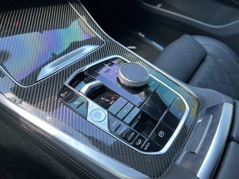 Used 2025 BMW X5 M60i w/ Climate Comfort Package image 26